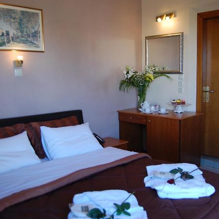 Paris Hotel Ксанті Екстер'єр фото