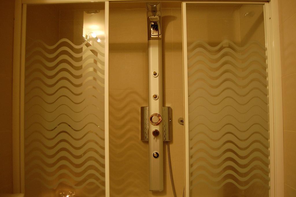 Paris Hotel Ксанті Екстер'єр фото